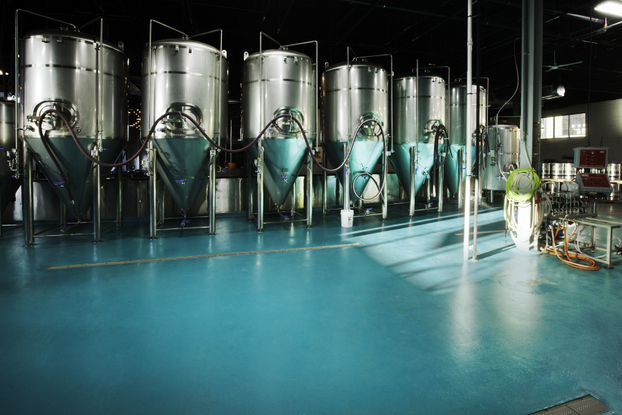 blue epoxy flooring in beverage manufacturing